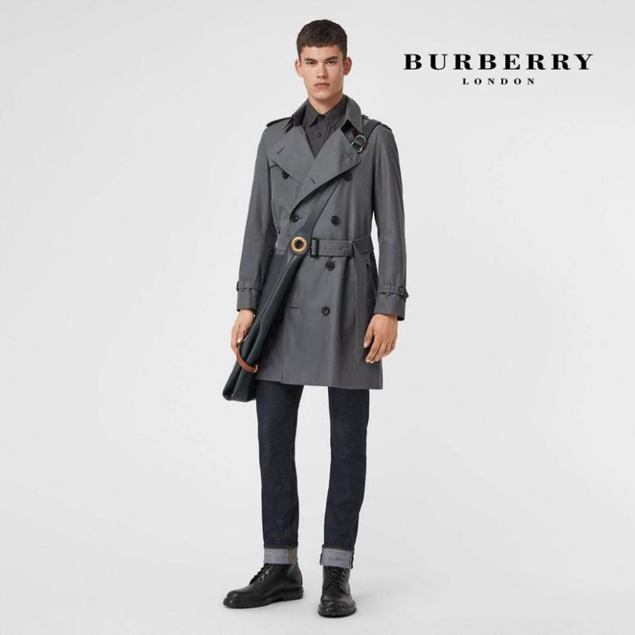 Tech Coats . Burberry (2019-10-26-2019-10-26)