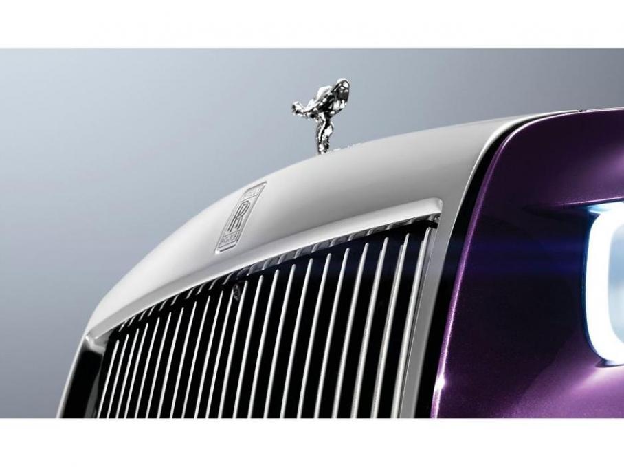  Rolls-Royce Phantom . Page 8