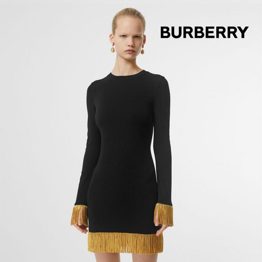 Dresses Collection . Burberry (2019-12-28-2019-12-28)