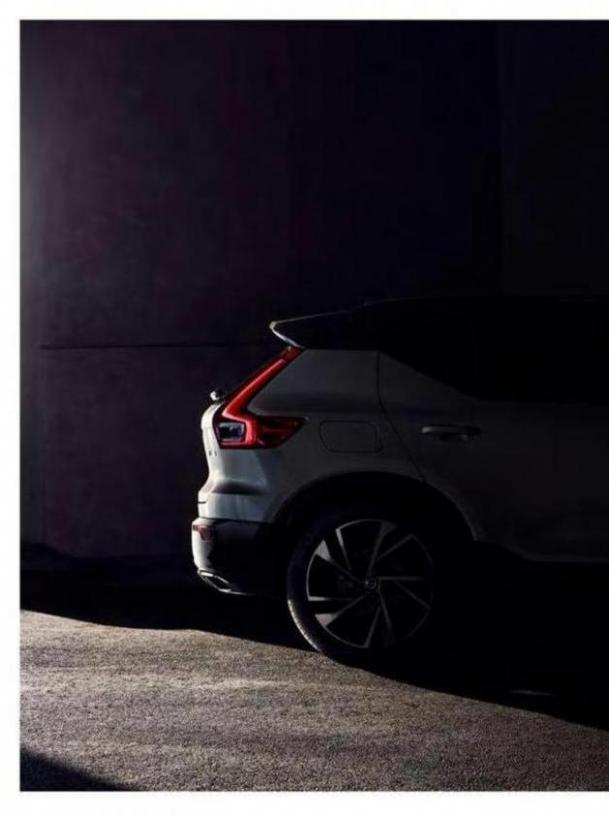  Volvo XC40 . Page 46