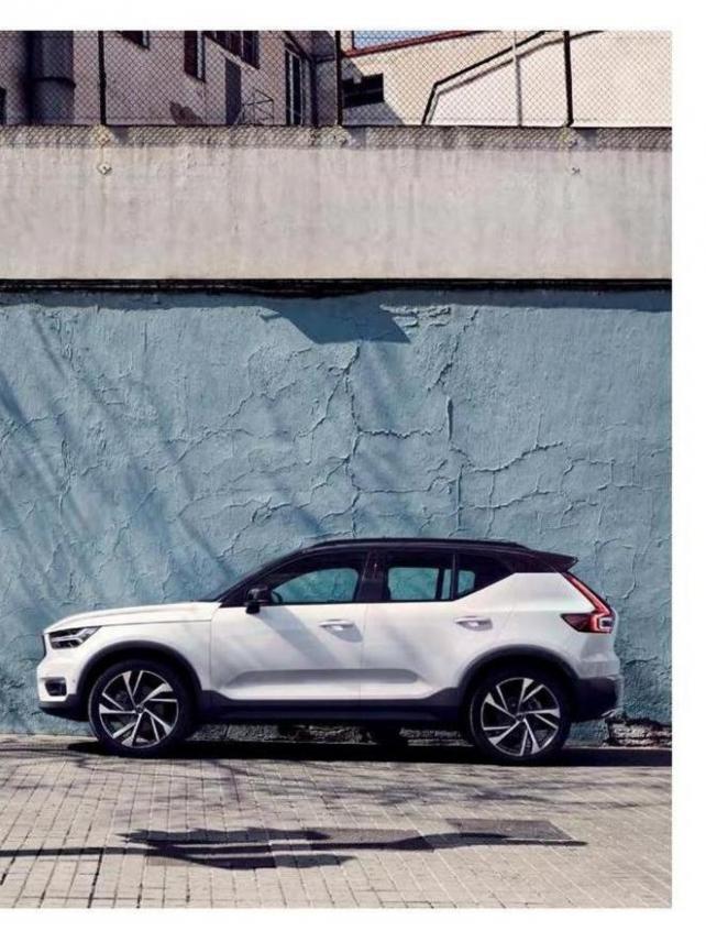  Volvo XC40 . Page 49