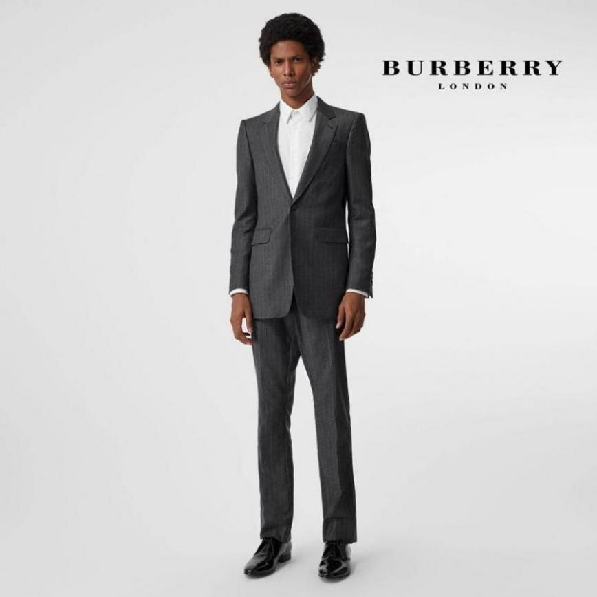 Suits Collection . Burberry (2020-03-22-2020-03-22)