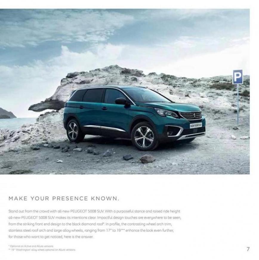  Peugeot 5008 SUV . Page 7