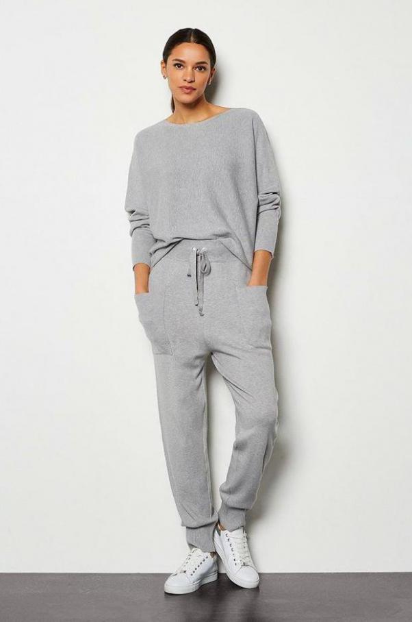  Luxe Loungewear . Page 13