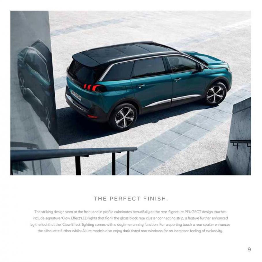  Peugeot 5008 SUV . Page 9