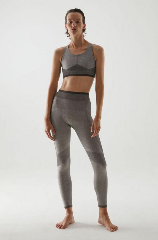  Activewear Collection . Page 9