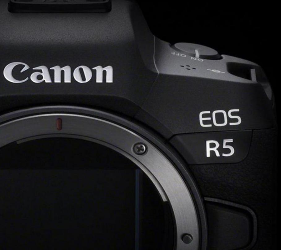  Canon EOS R5 . Page 3