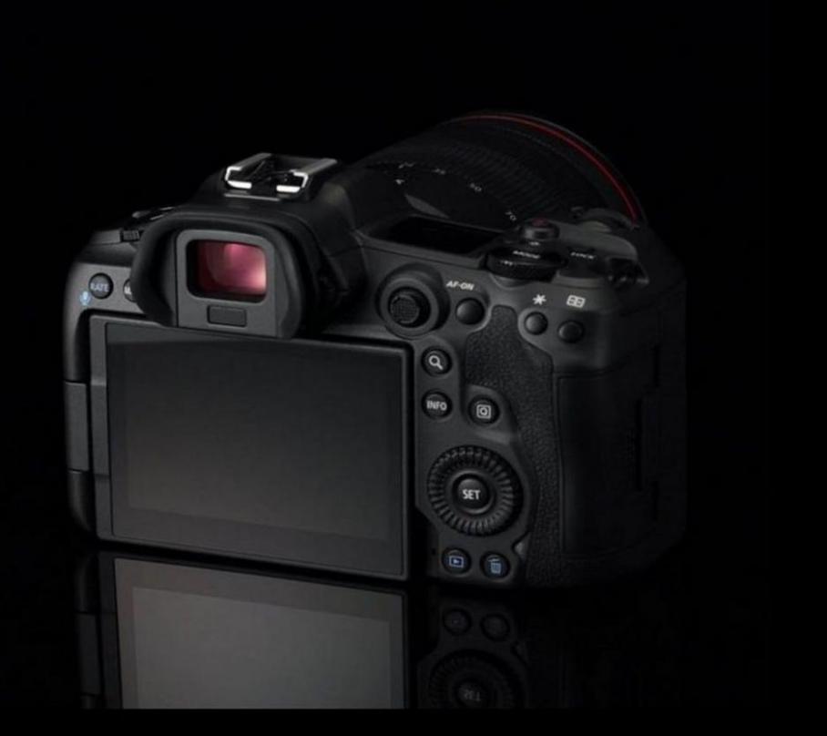  Canon EOS R5 . Page 7