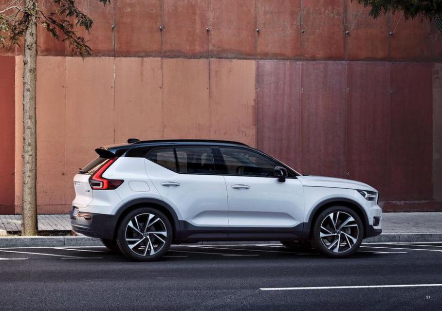 Volvo XC40. Page 21