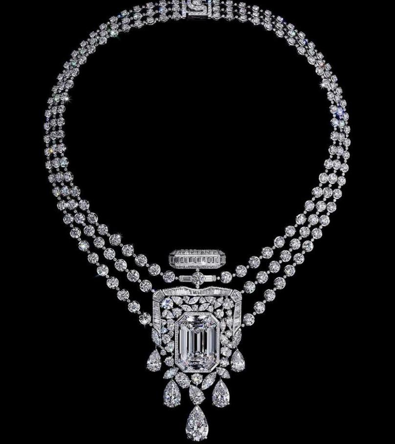 High Jewellery Collection. Page 14