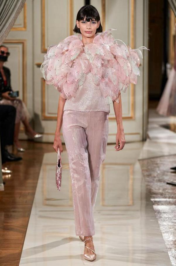 Fall 2021 Couture. Page 16