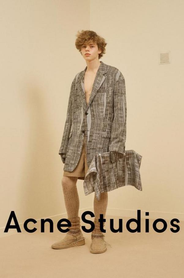 Fall 2021 Menswear. Acne Studios (2021-10-22-2021-10-22)