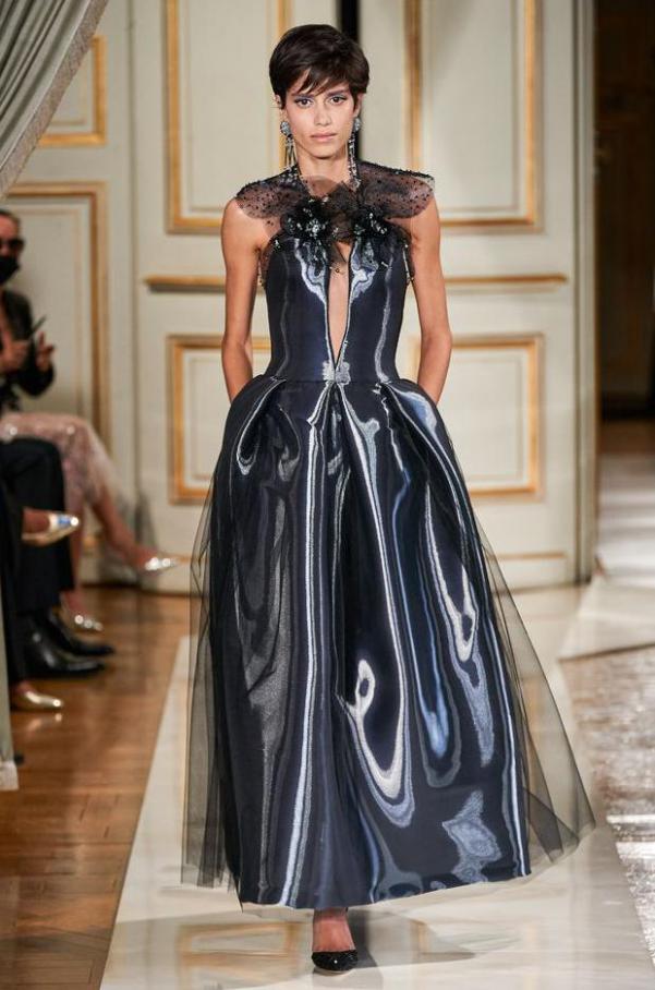 Fall 2021 Couture. Page 57