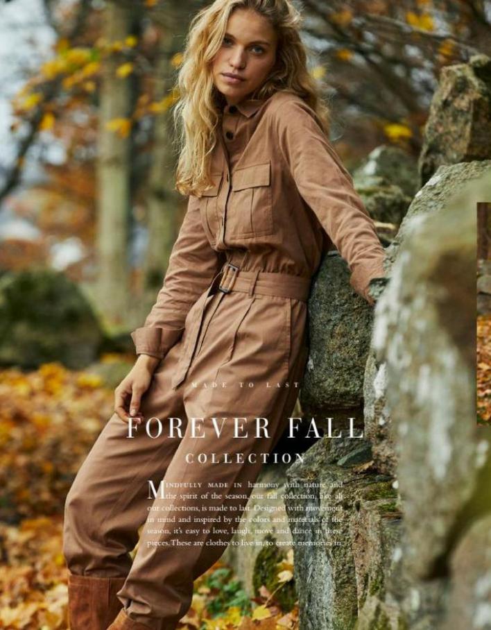 Lexington Company Fall 2021 Fashion & Home Catalog. Page 28