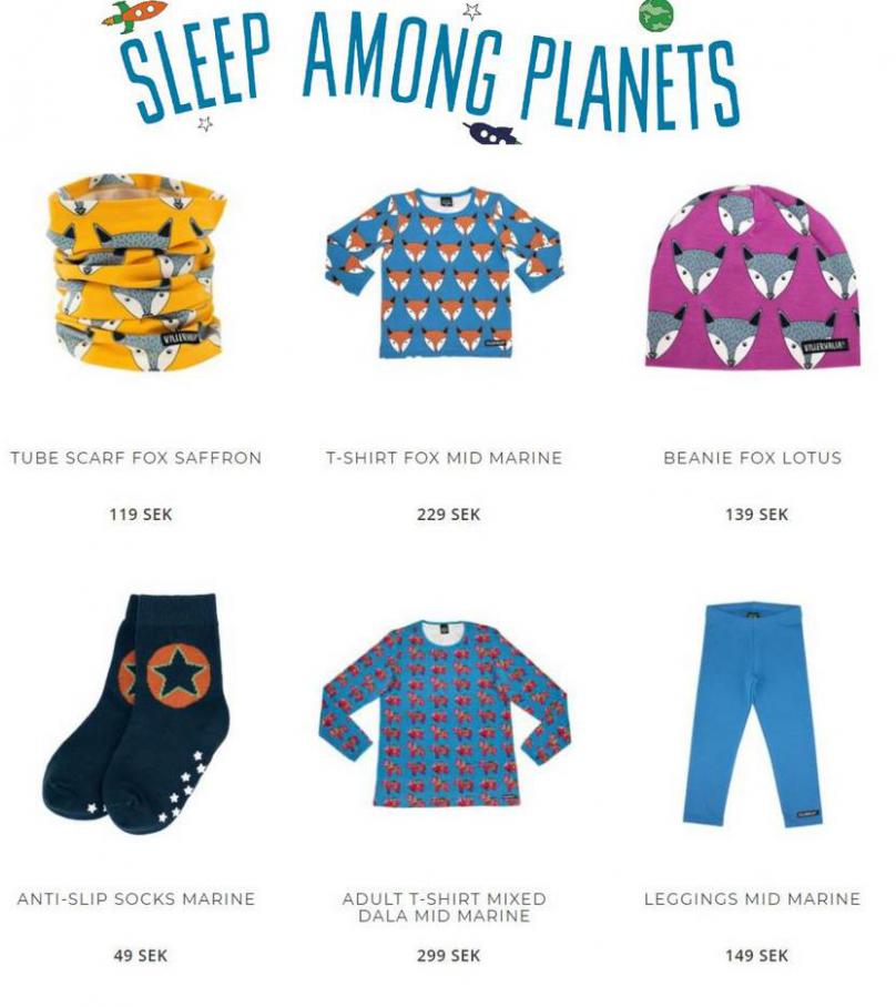 Sleep among planets, stars and spaceships. Page 6