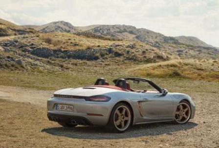 Porsche Boxster 25 years edition. Page 28