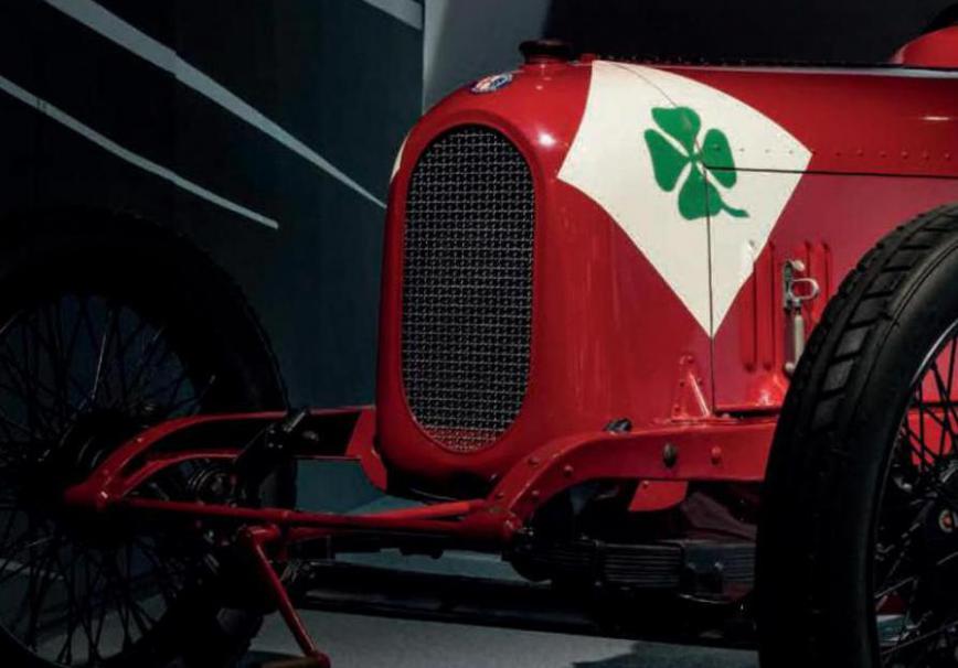 Alfa Romeo Giulia & Stelvio Quadrifoglio. Page 110