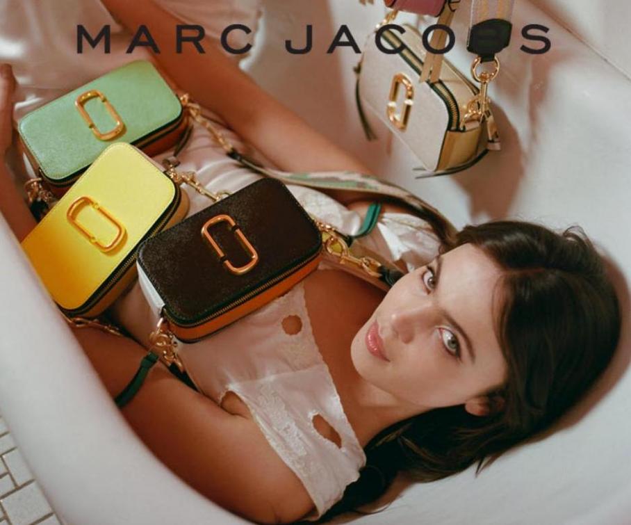 New Monogram & Color Collection. Marc Jacobs (2022-07-01-2022-07-01)