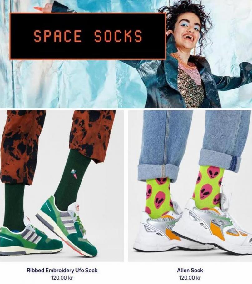 Space Socks. Page 6