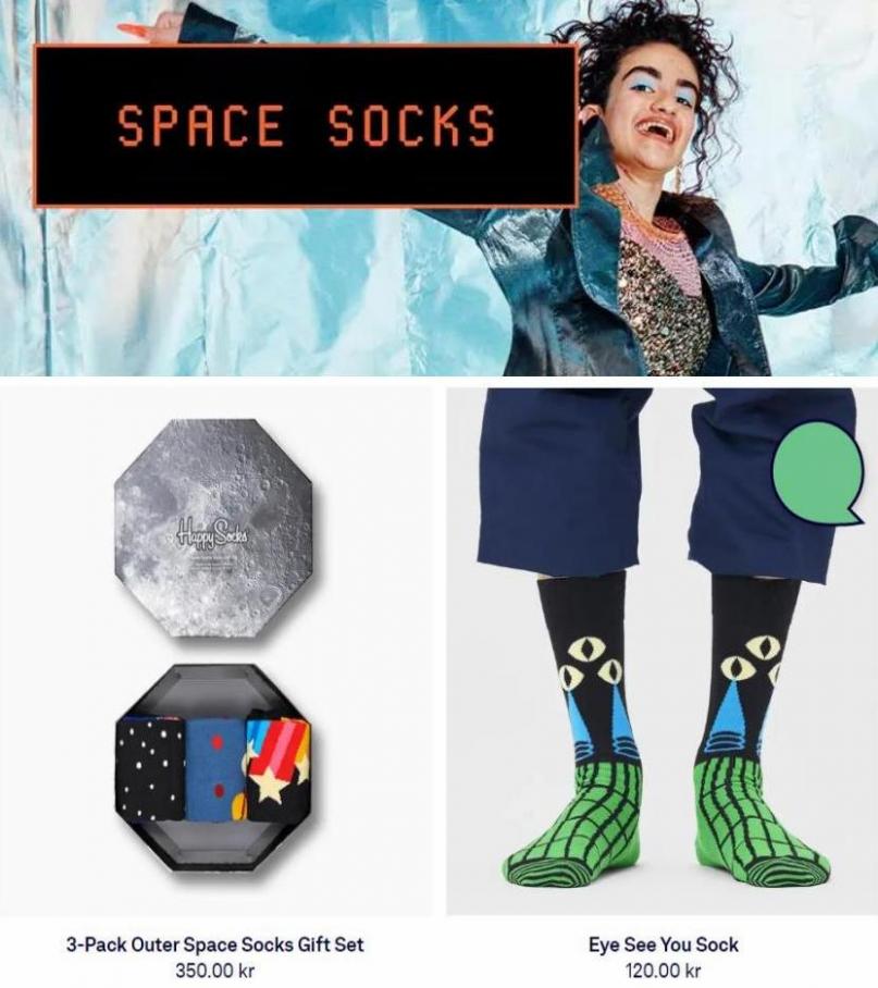 Space Socks. Page 3