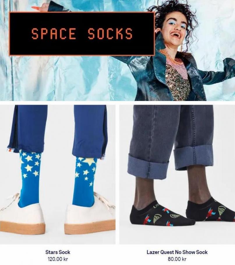 Space Socks. Page 10