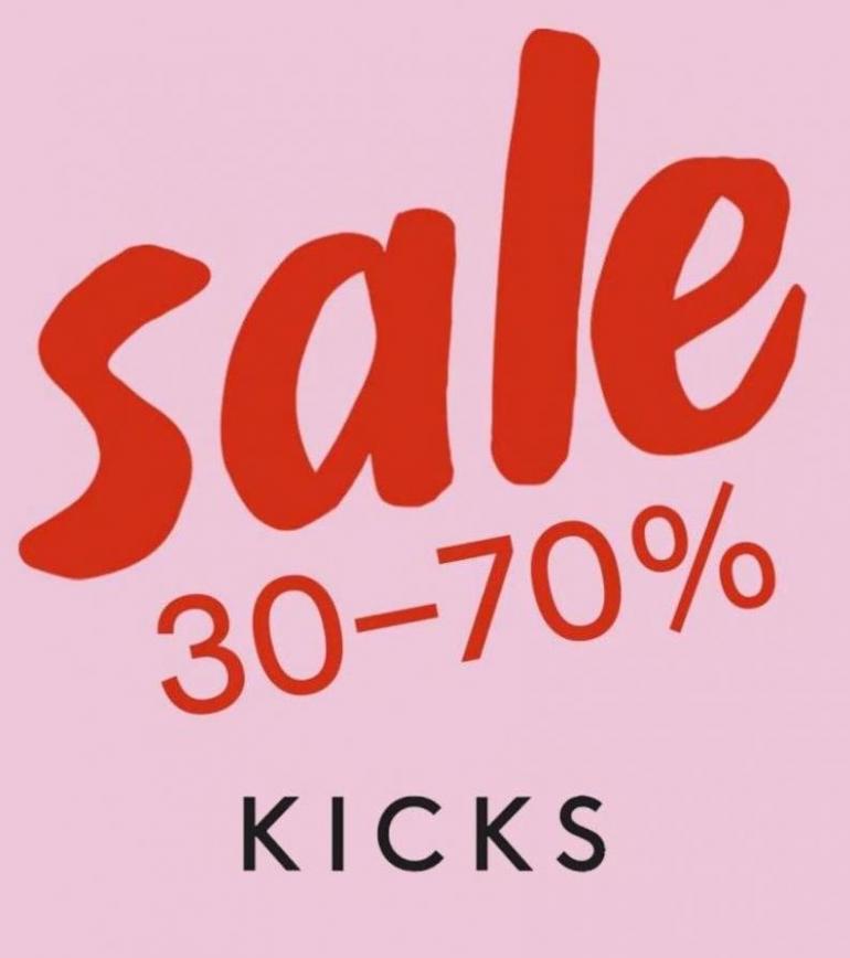 Sale. Kicks (2023-01-17-2023-01-17)