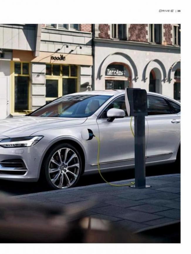 Volvo S90. Page 37