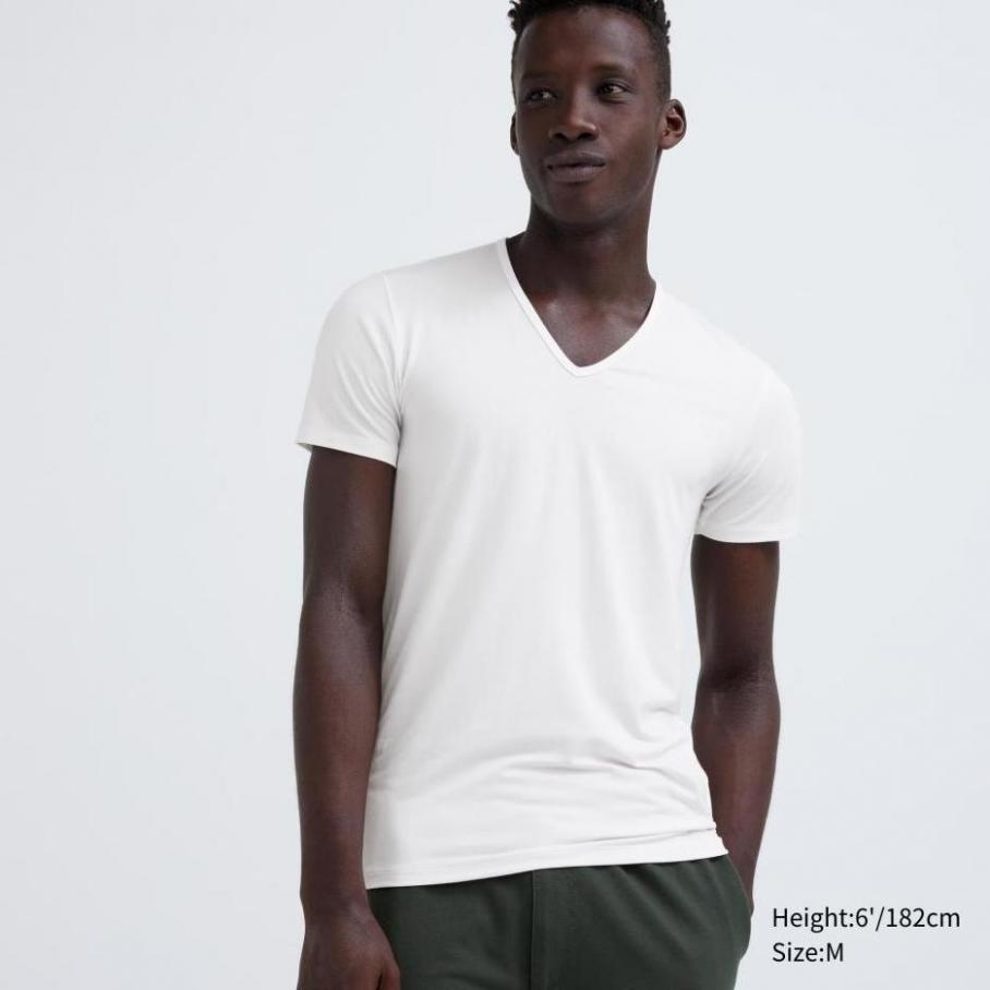Nyheter T-Shirts Herr Uniqlo. Page 4
